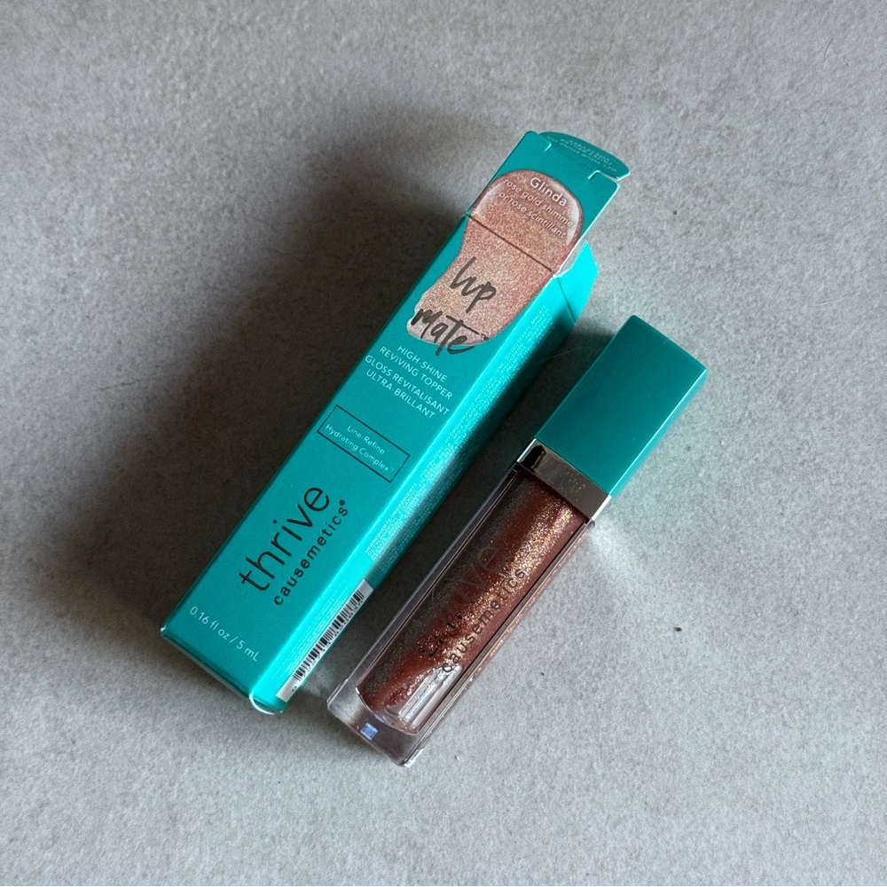 Thrive Causemetics Lip Mate Glinda Rose Gold Gloss